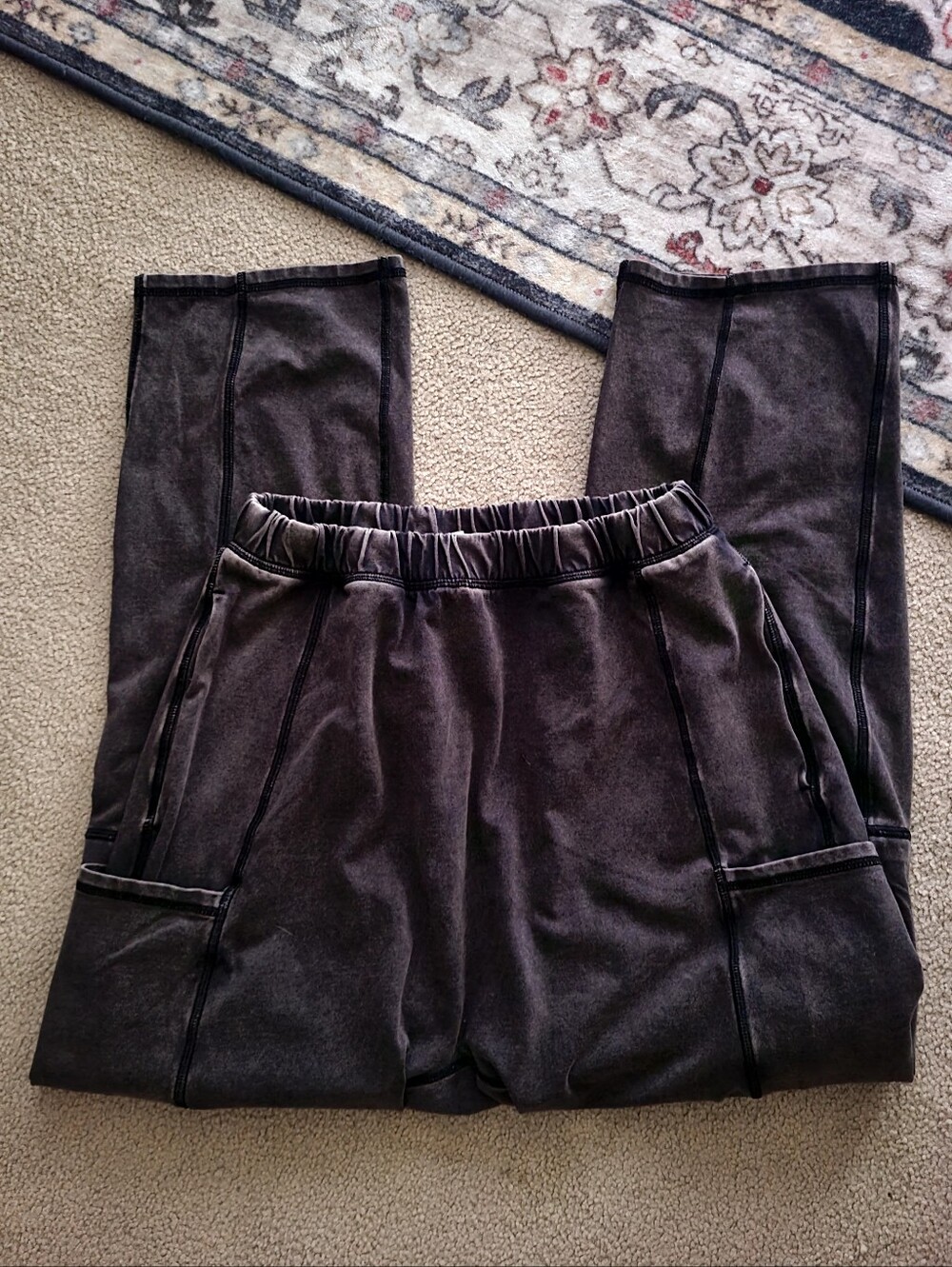 Free People FP Movement Hot Shot Pants In Charcoal Brown Size Small - Picture 6 of 7